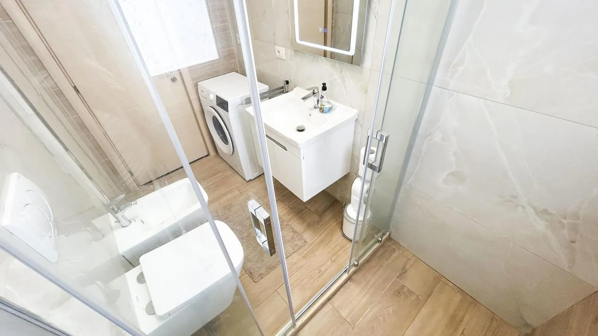 Fantastic 915 Apartment Durres Albania