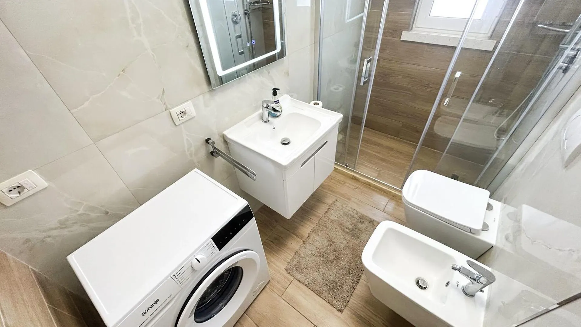 Fantastic 915 Apartment Durres